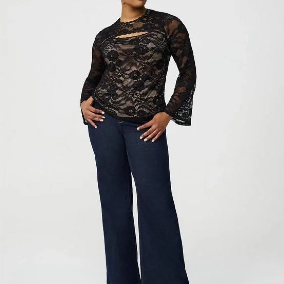 NWT torrid Black Floral Lace Long Sleeve Cutout Blouse - Picture 3 of 9